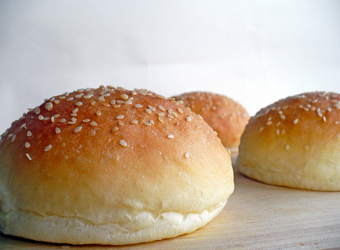 Hamburger bread